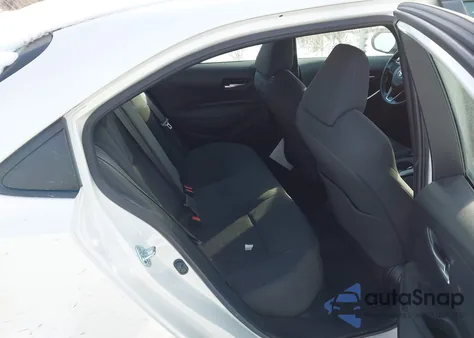 2021 Toyota Corolla Se 6Mt z USA, uszkodzony, nr VIN 5YFM4MCE8MP091101